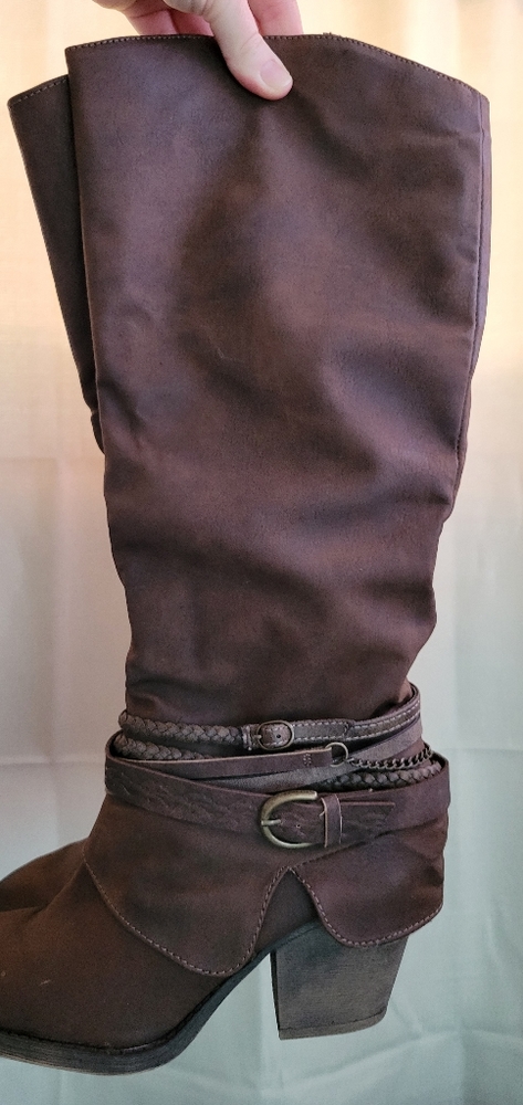 NIB Pop Destiny 9M Boho Boots